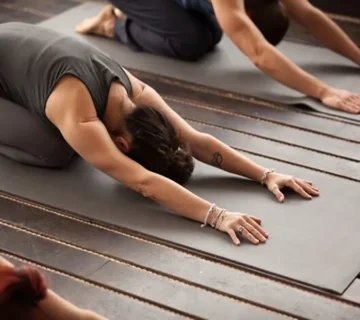 Los 12 Ejercicios de Abdomen Esenciales para Mujeres